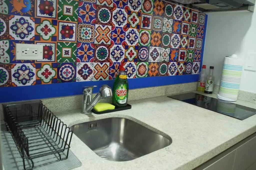 Playa Del Carmen Downtown Studio With Rooftop Pool - Walk To 5Th Ave & The Beach 0*, Playa del Carmen